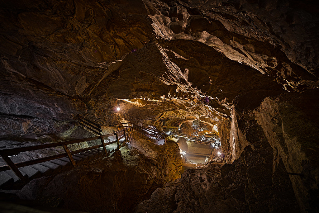 Steg in der Lamprechtshöhle im Salzburger Saalachtal